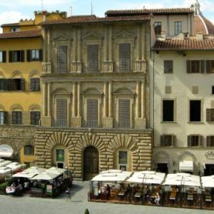 Palazzo Uguccioni Apartments in Florence