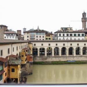 Ponte Vecchio 3 bedroom apartment Florence