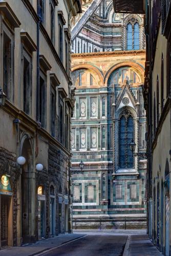 Palazzo Niccolini al Duomo - image 2