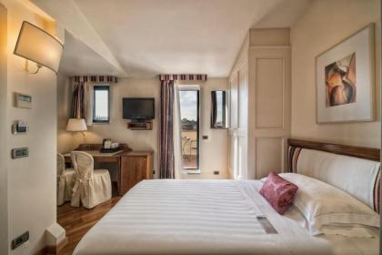 B&B Hotel Firenze Laurus Al Duomo - image 20