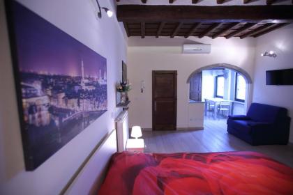 Visit Florentia Apartment - image 15