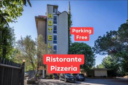 Hotel Real Ristorante e Pizzeria PARKING FREE !!! - image 1