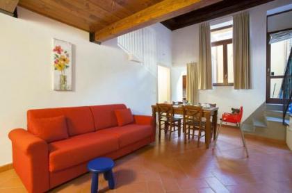 Family Apartments Borgo Albizi - image 19