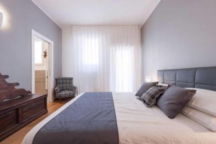 Luxury Pontevecchio Duplex 5 STARS APARTMENT - hosted by Sweetstay - image 7