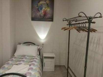 Lucia's home - image 2