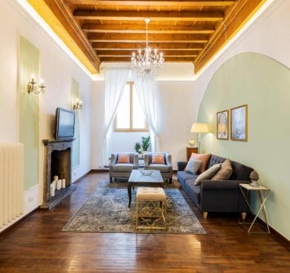 NEW - A Florence Palace - 4 bedroom apartment AC Florence