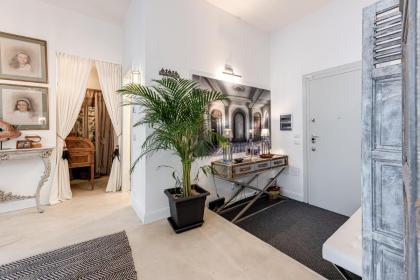 Exclusive loft in Florence - image 12