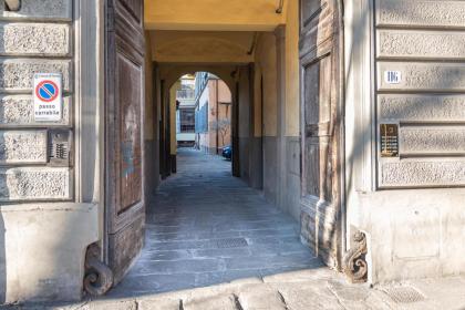 Exclusive loft in Florence - image 6