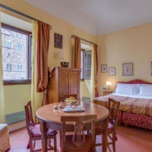 La Casa Del Garbo - Luxury Rooms & Suite