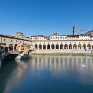 Luxury Blue River Florence 