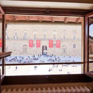 Panoramic View 2 Pitti Palace Close 2Ponte Vecchio