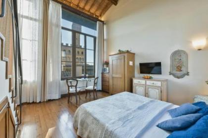Palazzo Uguccioni Apartments - image 3