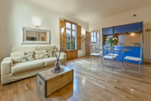 Palazzo Uguccioni Apartments - image 6