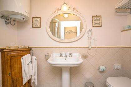 La Casa Del Garbo - Luxury Rooms & Suite - image 17