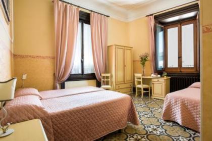 Hotel Fiorita - image 11