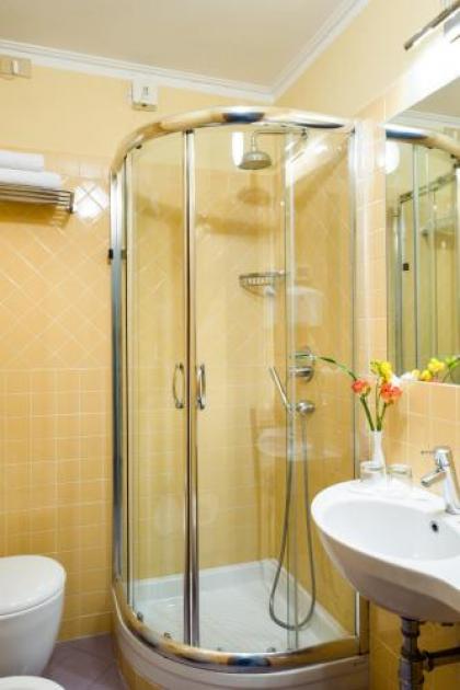 Hotel Fiorita - image 13