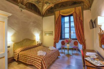 Hotel Paris - image 8