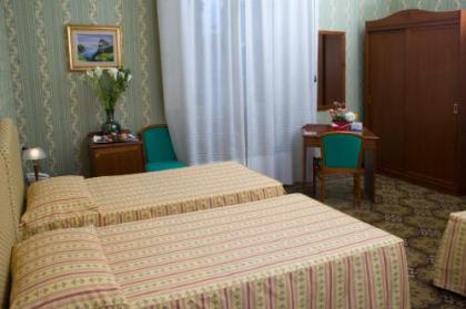 Hotel Beatrice - image 1