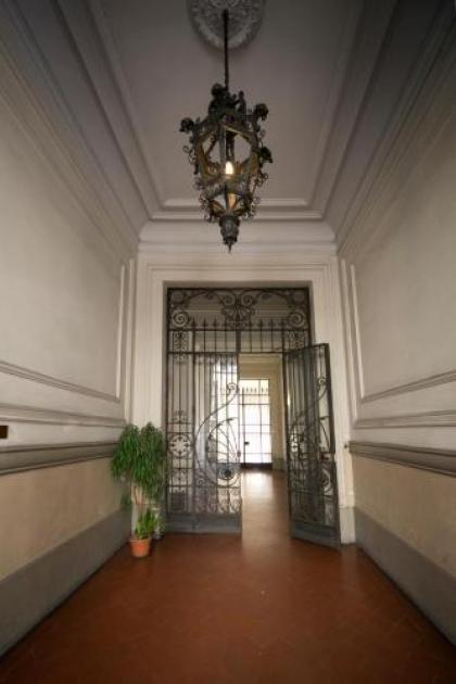 Lilium Hotel - image 12