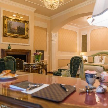 Hotel Bernini Palace - image 20
