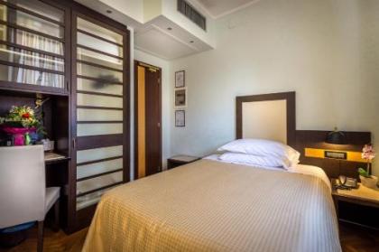 Hotel Duomo Firenze - image 16