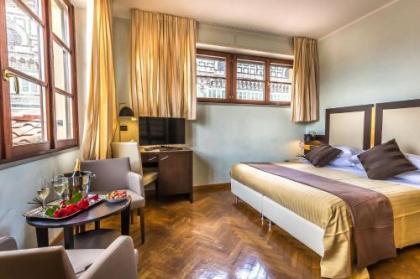 Hotel Duomo Firenze - image 3