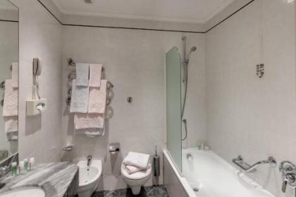 Grand Hotel Adriatico - image 5