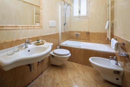 Hotel Villa Carlotta - image 9