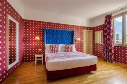 Room Mate Luca - image 1
