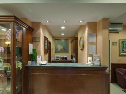 Hotel Arizona - image 18