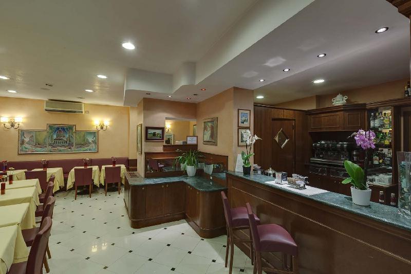 Hotel Arizona - image 7
