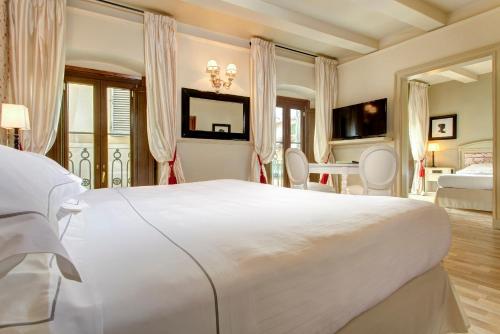Grand Hotel Cavour - image 2