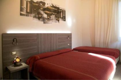 Astrid Hotel - image 1