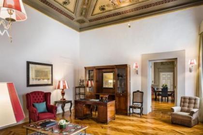 Baglioni Relais Santa Croce Florence - image 17