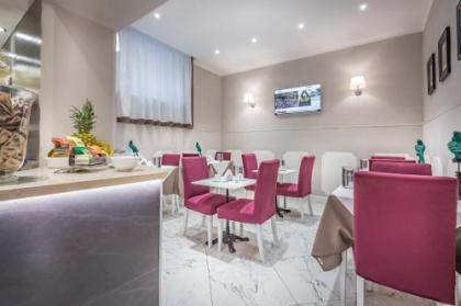 Hotel Ungherese - image 12