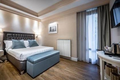Hotel Ungherese - image 17
