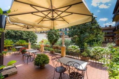 Hotel Ungherese - image 18