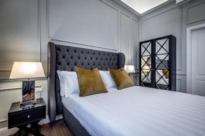Hotel Ungherese - image 20