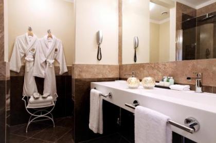 Sina Villa Medici Autograph Collection by Marriott - image 2
