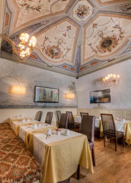 Hotel Palazzo dal Borgo - image 12