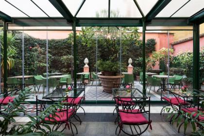 Hotel Palazzo dal Borgo - image 18
