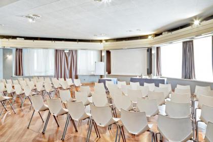 Italiana Hotels Florence - image 9