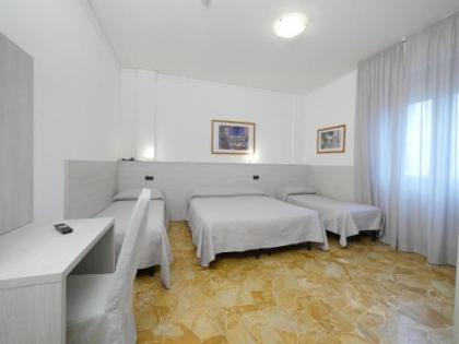 Hotel Careggi - image 13