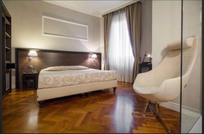 Hotel Lombardia - image 15