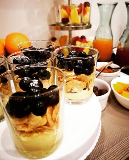 Hotel Lombardia - image 7