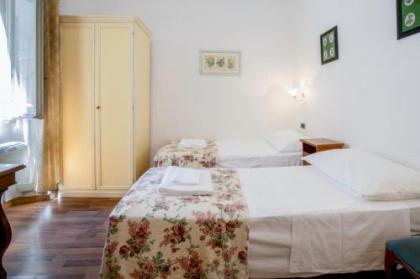 Piccolo Hotel - image 14