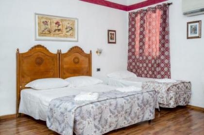 Piccolo Hotel - image 8