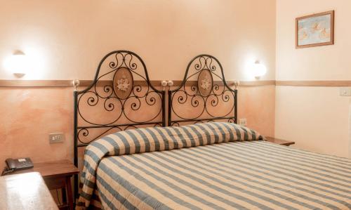 Hotel Monica - image 7