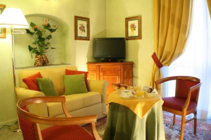 Hotel Rosary Garden - image 16
