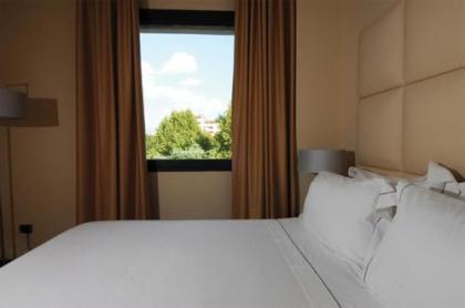 Cosmopolitan Hotel - image 11
